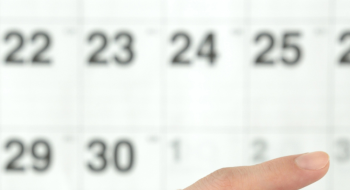 Não há mais razão para manter escala 6x1 e jornada de 44h, diz senador